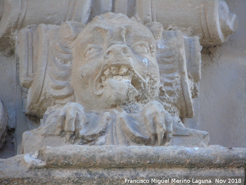 Hospital de la Inmaculada Concepcin - Hospital de la Inmaculada Concepcin. Cabeza del escudo izquierdo