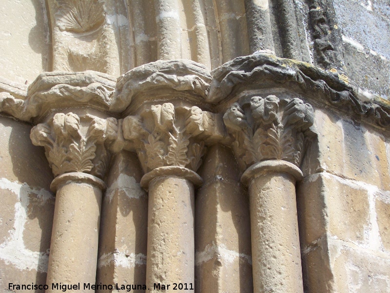 Iglesia del Salvador - Iglesia del Salvador. Capiteles derechos