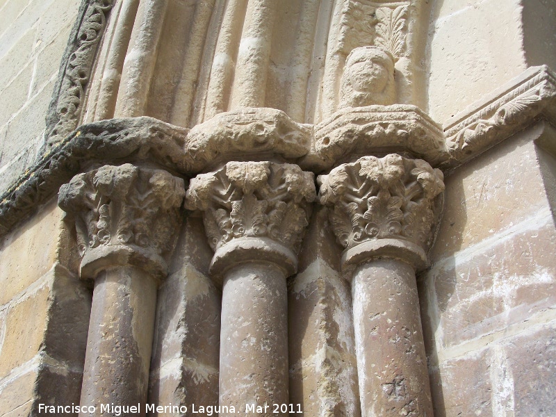 Iglesia del Salvador - Iglesia del Salvador. Capiteles izquierdos