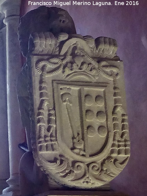 Palacio de Jabalquinto - Palacio de Jabalquinto. Escudo