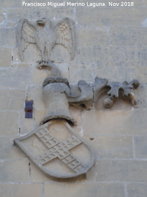 Palacio de los Salcedo - Palacio de los Salcedo. Escudo