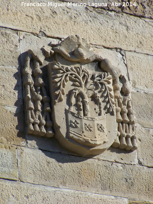 Puente del Obispo - Puente del Obispo. Escudo derecho