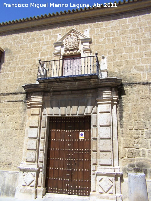 Palacio de la Calle San Pedro n 2 - Palacio de la Calle San Pedro n 2. Portada