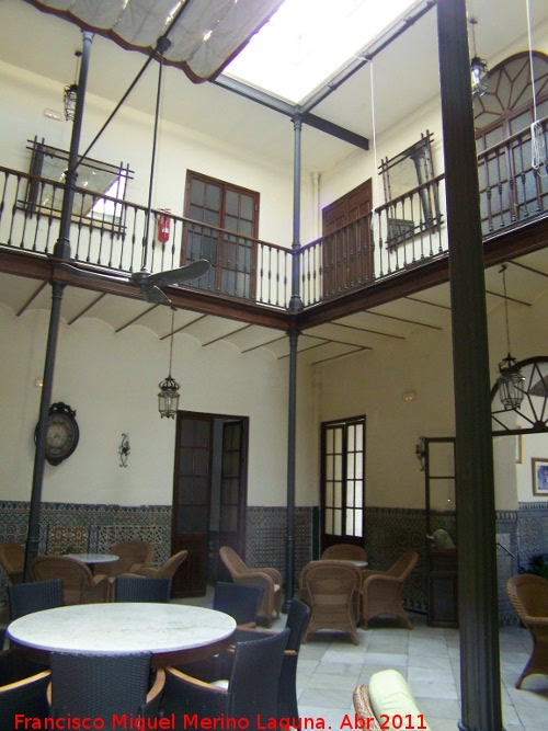 Casino - Casino. Patio cubierto