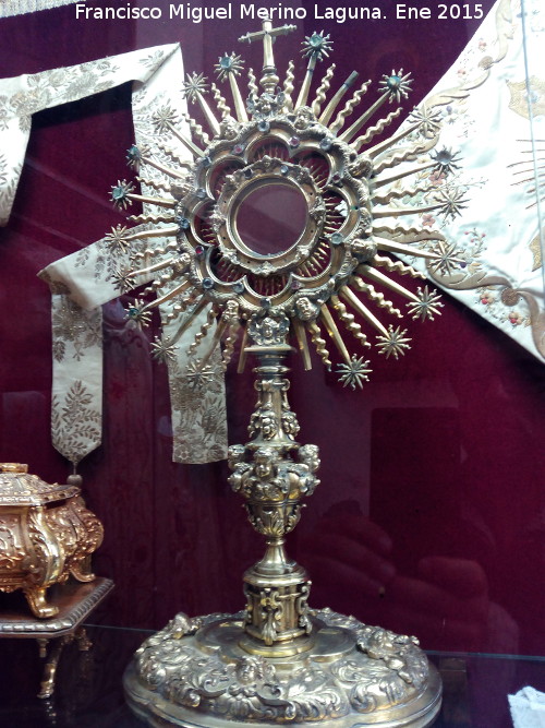 Capilla de San Juan Evangelista - Capilla de San Juan Evangelista. Custodia de plata 1695-1710. Museo de la Catedral