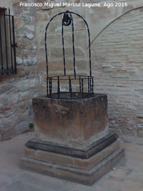 Santuario de la Yedra - Santuario de la Yedra. Pozo