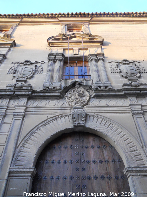 Antigua Universidad - Antigua Universidad. Portada principal