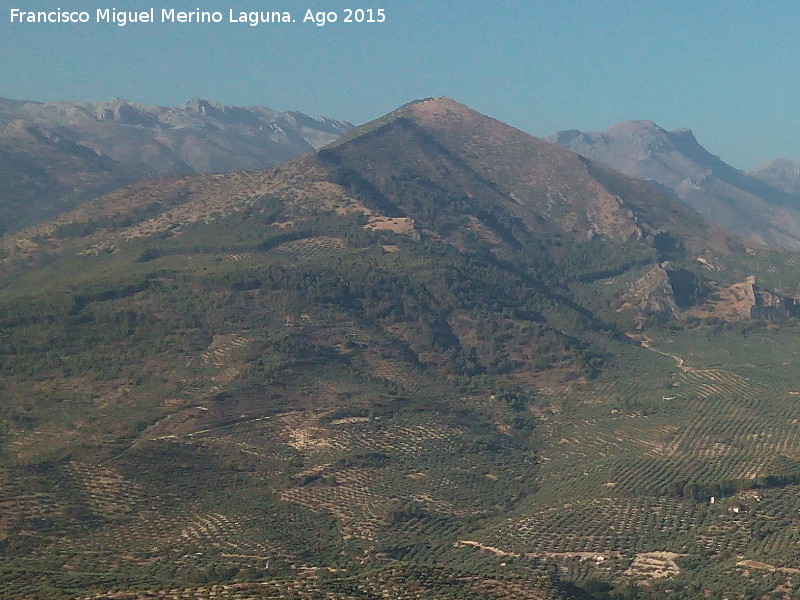 Monte Carluca - Monte Carluca. Desde la Serrezuela de Bedmar