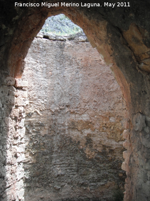 Calera de la Serrezuela II - Calera de la Serrezuela II. Arco apuntado