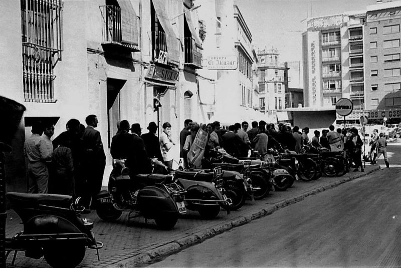 Calle Ramn y Cajal - Calle Ramn y Cajal. Foto antigua