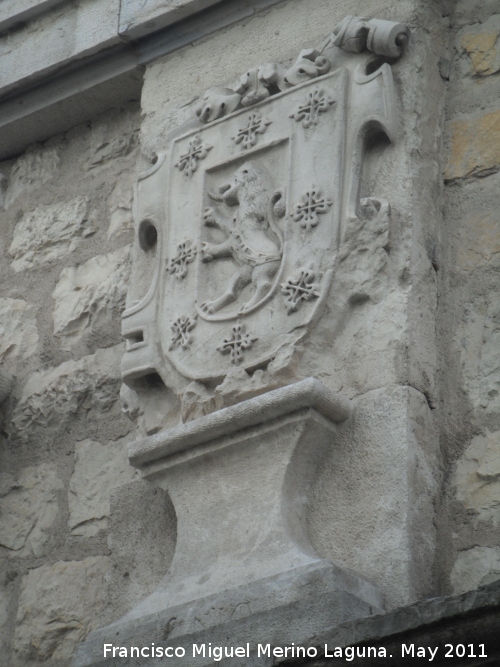 Palacio de los Viedma y Coello de Portugal - Palacio de los Viedma y Coello de Portugal. Escudo izquierdo de los Coello de Portugal