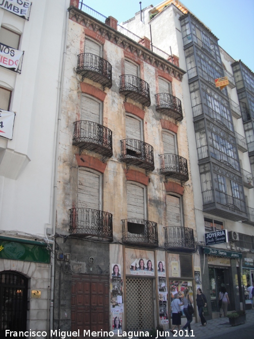 Edificio de la Calle Bernab Soriano n 4 - Edificio de la Calle Bernab Soriano n 4. 