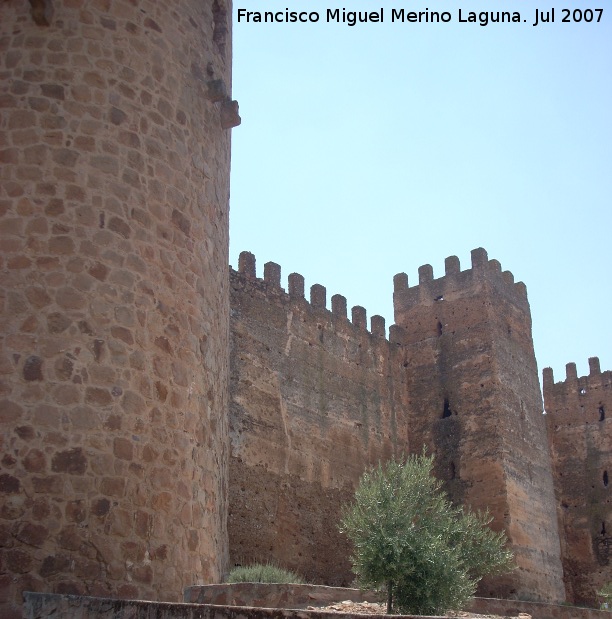 Castillo de Baños de la Encina - Castillo de Baños de la Encina. 