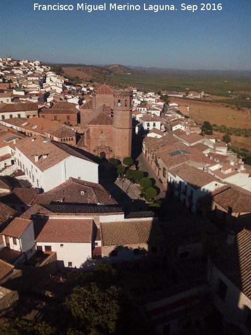 Castillo de Burgalimar - Castillo de Burgalimar. Vistas de la población