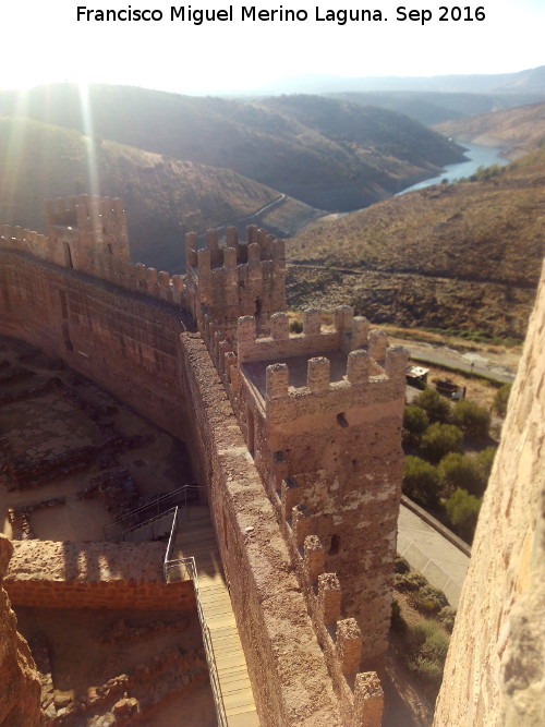 Castillo de Baos de la Encina - Castillo de Baos de la Encina. 