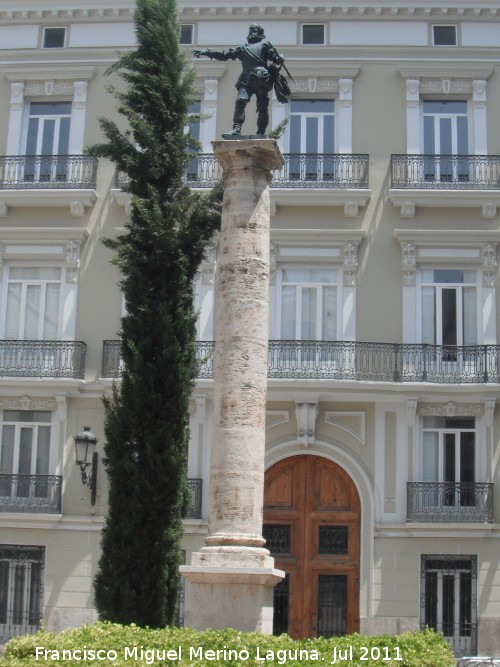 Monumento a Pizarro - Monumento a Pizarro. 