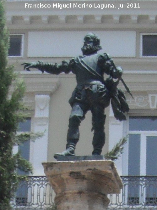 Monumento a Pizarro - Monumento a Pizarro. Francisco de Pizarro