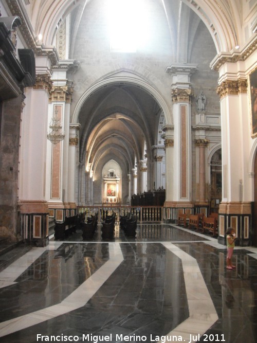 Catedral de Valencia. Girola y bside - Catedral de Valencia. Girola y bside. Salida de la Girola