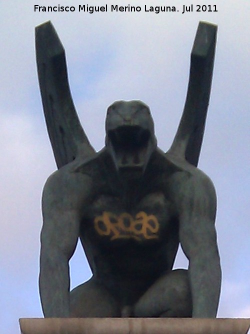 Puente del Reino - Puente del Reino. Escultura