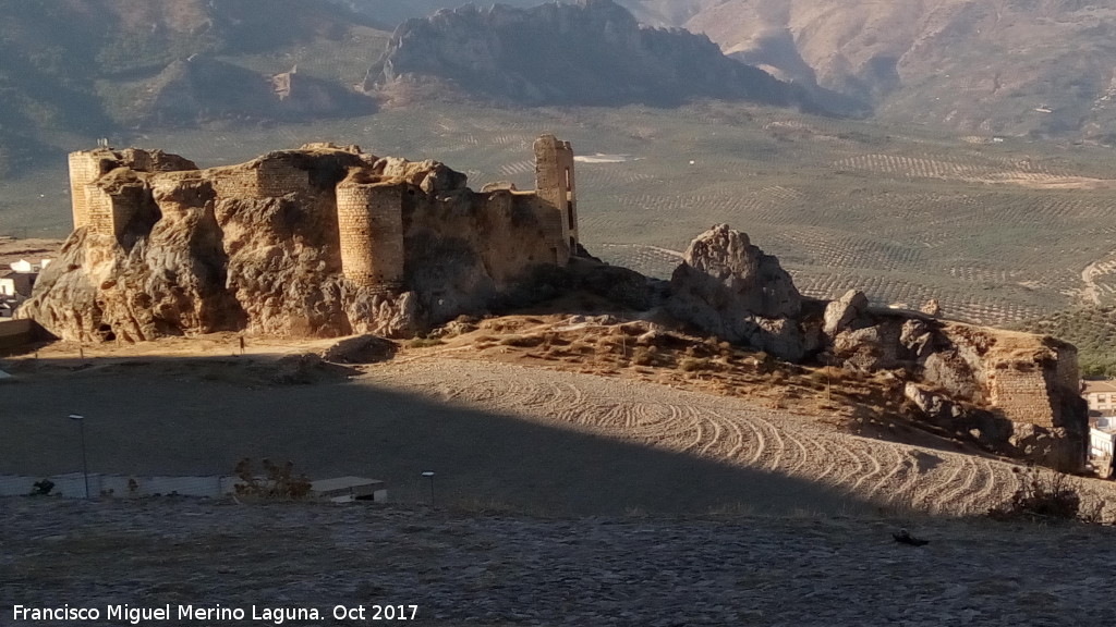 Castillo Nuevo de Bedmar - Castillo Nuevo de Bedmar. Desde la Era de la Serrezuela