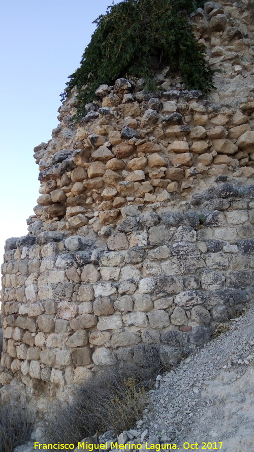 Castillo Viejo de Bedmar - Castillo Viejo de Bedmar. Torren circular