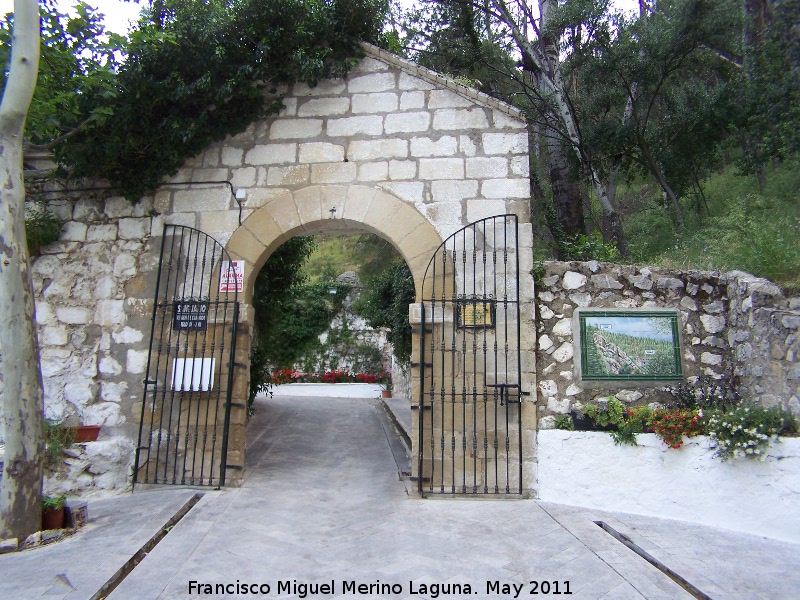 Santuario de Ntra Sra de Cuadros - Santuario de Ntra Sra de Cuadros. Puerta de la lonja