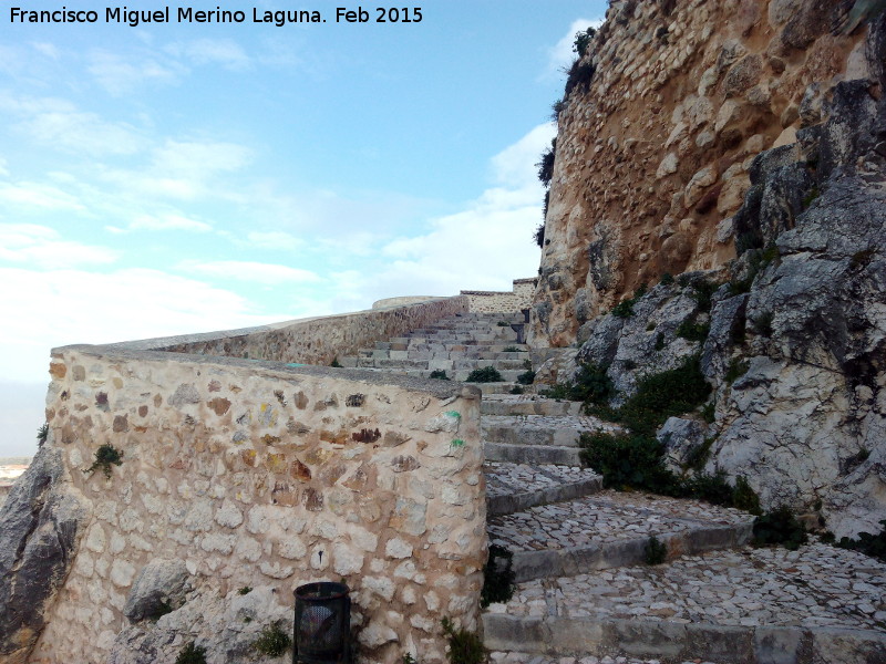 Castillo de la Villa. Muralla Oeste - Castillo de la Villa. Muralla Oeste. Adarve