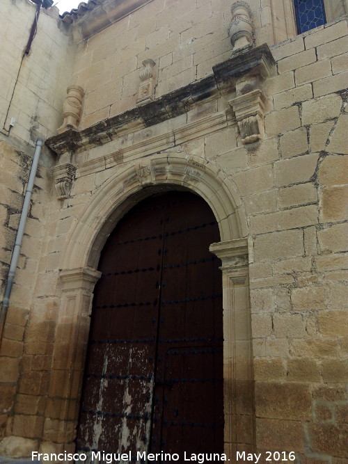 Iglesia de la Asuncin de Bedmar - Iglesia de la Asuncin de Bedmar. Portada lateral