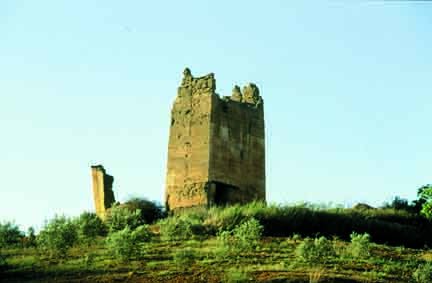 Castillo de Cardete - Castillo de Cardete. Foto antigua. El lienzo de muralla de la izquierda hoy ya no existe