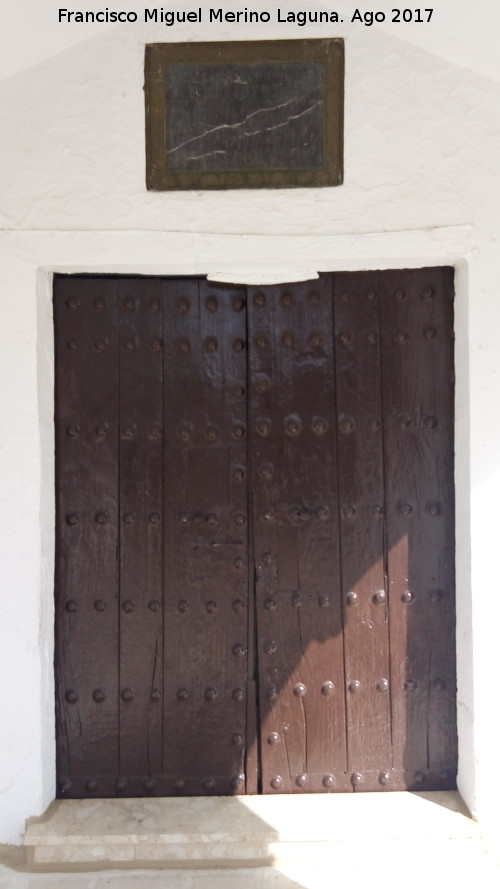 Ermita del Calvario - Ermita del Calvario. Placa y puerta