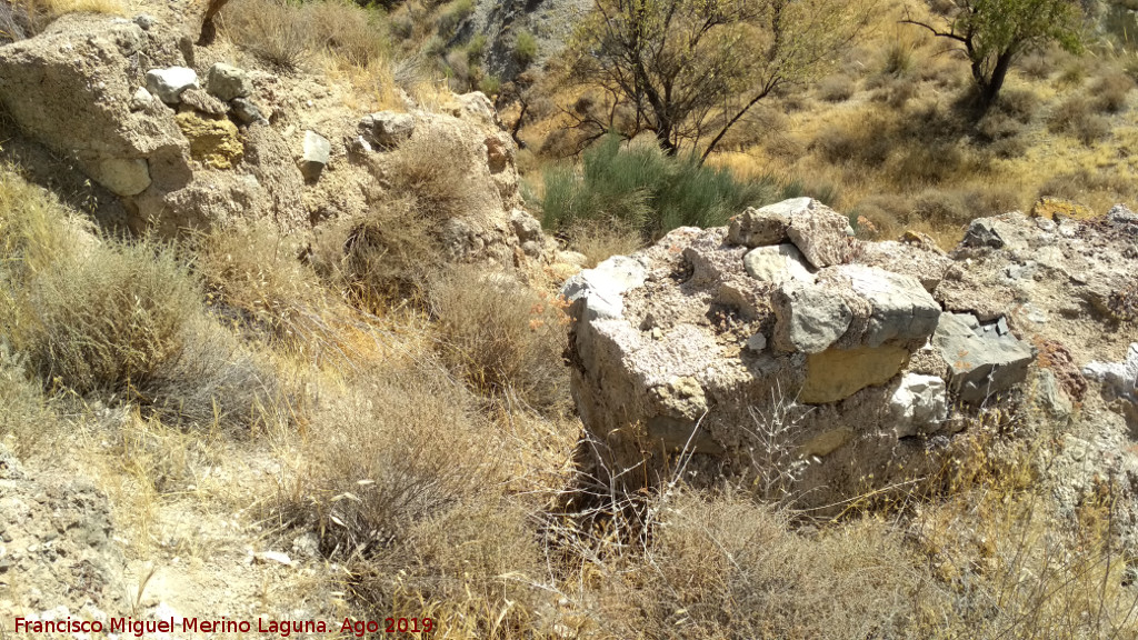 Castillo de Chincyar - Castillo de Chincyar. Murallas