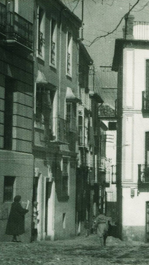 Calle San Bartolom - Calle San Bartolom. Foto antigua. Fotografa de Jaime Rosell Caada. Archivo IEG