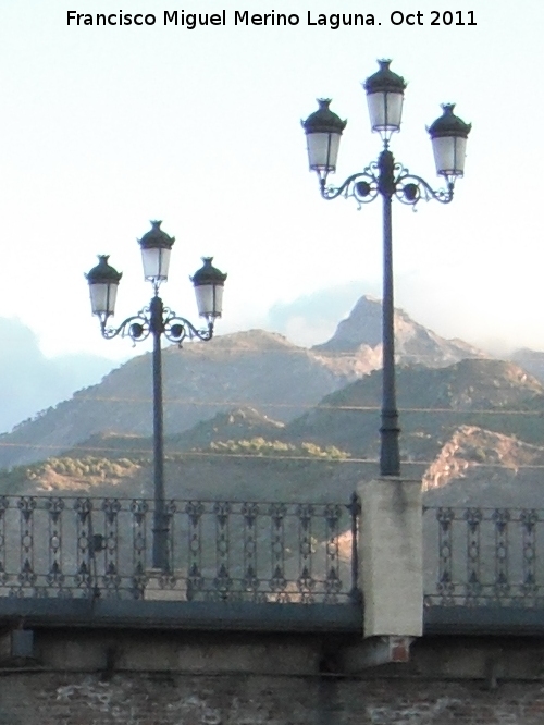 Puente Viejo - Puente Viejo. Farolas