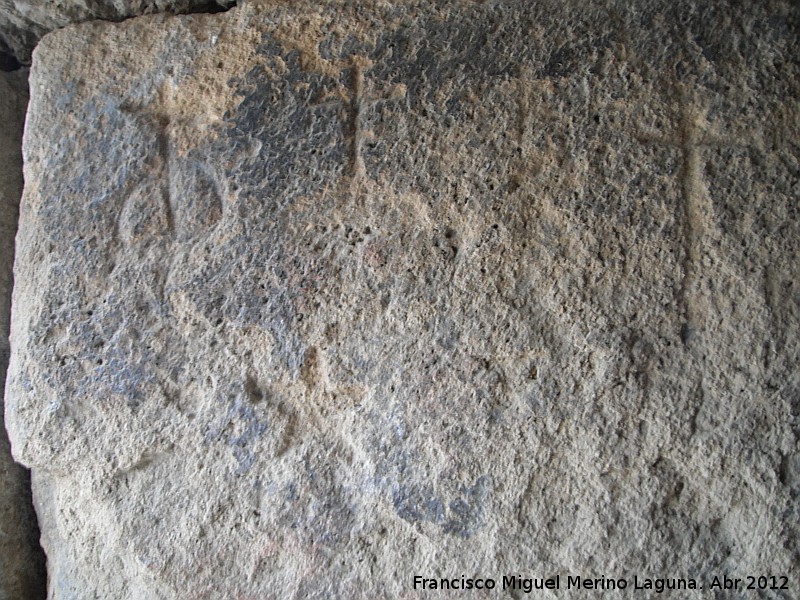 Dolmen de Menga - Dolmen de Menga. Petroglifos