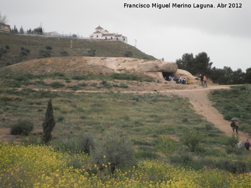 Dolmen de Menga - Dolmen de Menga. 