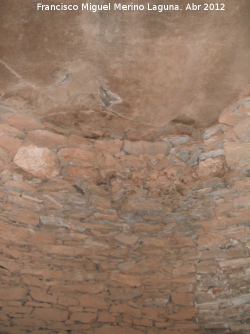 Dolmen del Romeral - Dolmen del Romeral. Falsa cpula de la cmara central