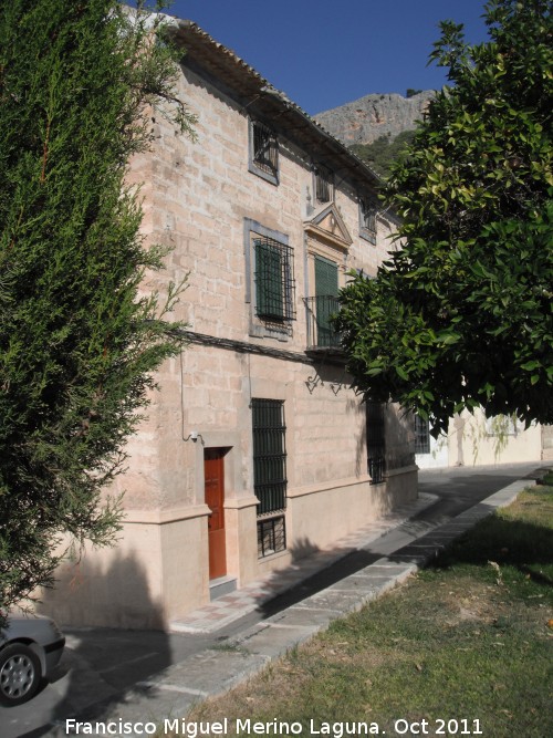 Casa de la Calle San Antonio n 1 - Casa de la Calle San Antonio n 1. Fachada de la plaza