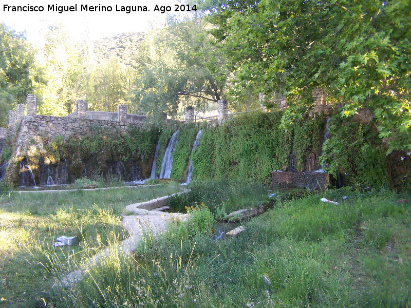 Nacimiento de Arbuniel - Nacimiento de Arbuniel. Cascadas