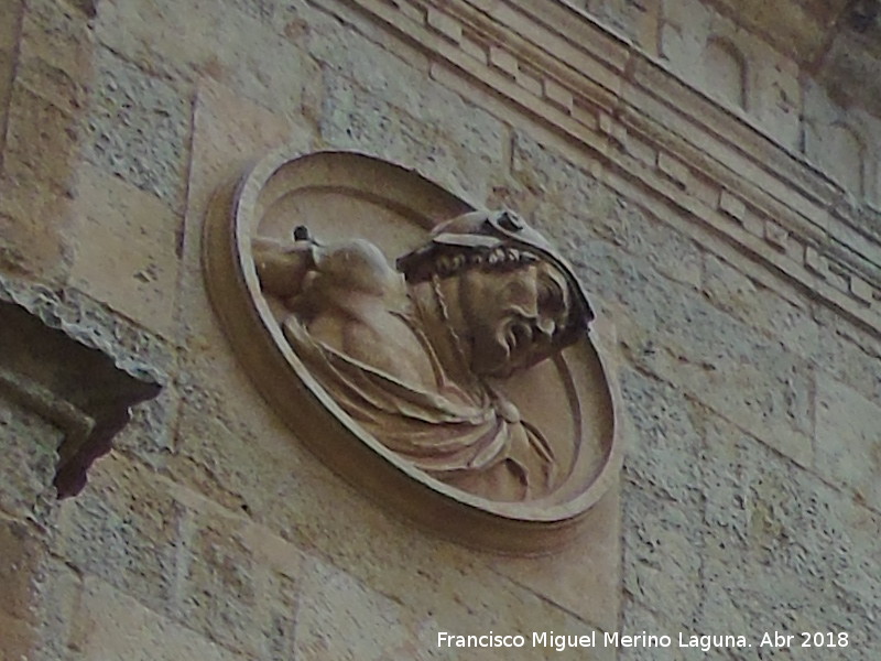 Tondo - Tondo. Catedral Nueva de Salamanca