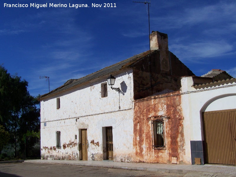 Arcos de El Acebuchar - Arcos de El Acebuchar. Casa junto a su arco