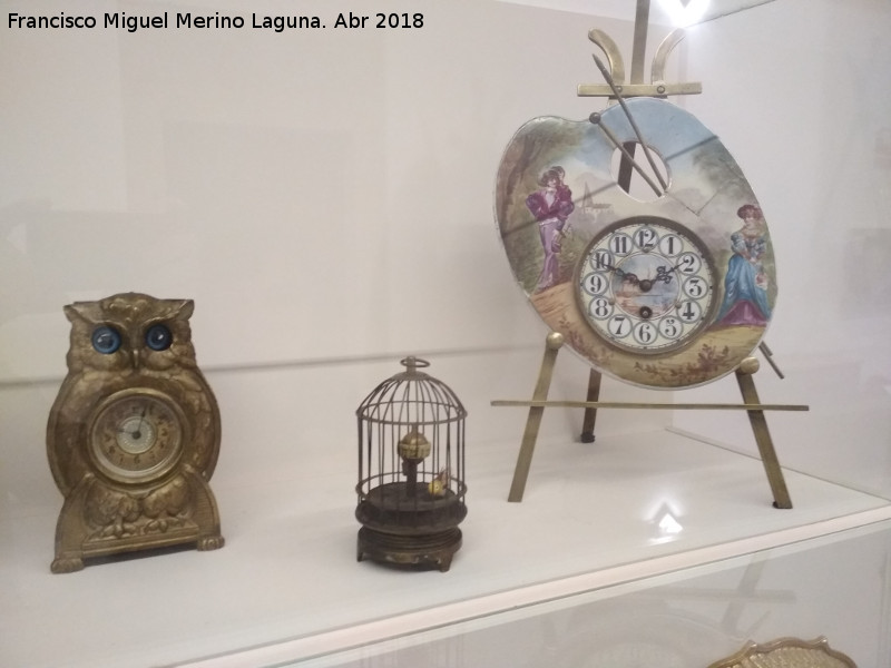 Reloj - Reloj. Coleccin de relojes populares de Andrs Santiago Zarzuelo 1800-1925. Universidad de Salamanca