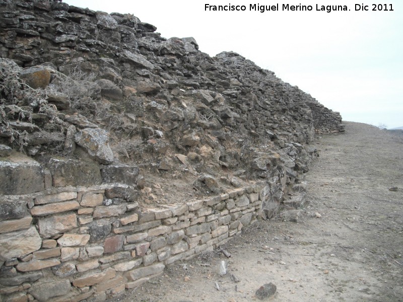 Cstulo. Murallas - Cstulo. Murallas. Al fondo el Torren Norte