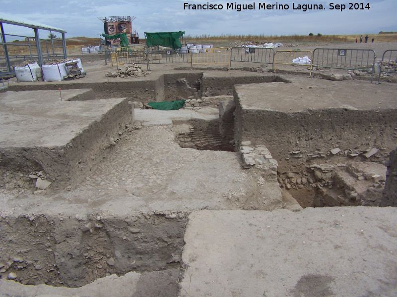 Cstulo. Templo Imperial - Cstulo. Templo Imperial. Excavacin arqueolgica