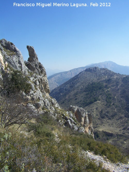 Cerro Salto de la Yegua - Cerro Salto de la Yegua. Al fondo el Cerro Calar