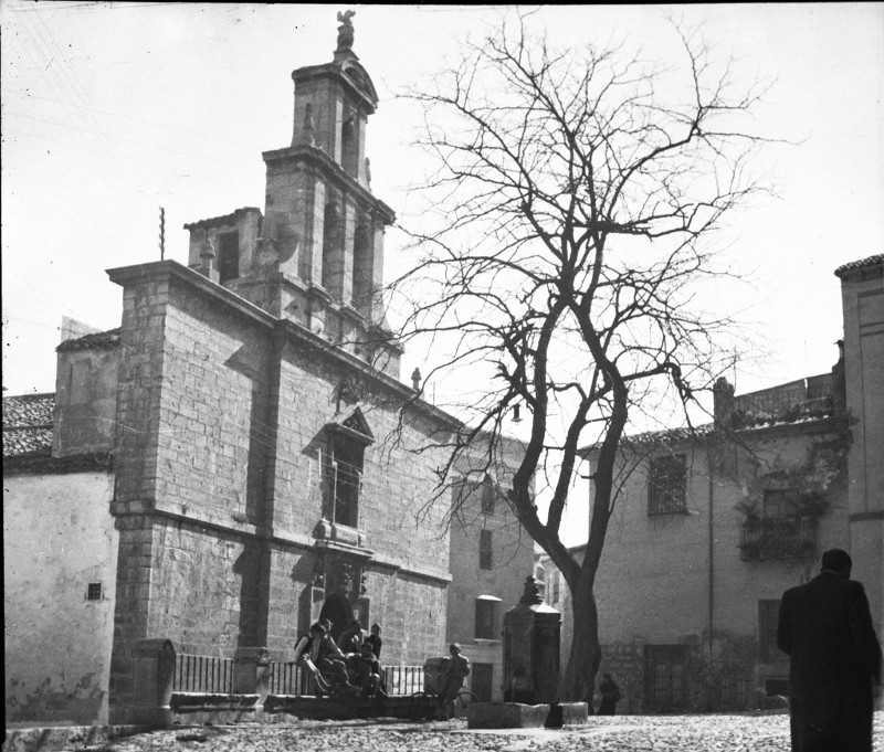 Plaza de San Bartolom - Plaza de San Bartolom. Foto antigua. Archivo IEG