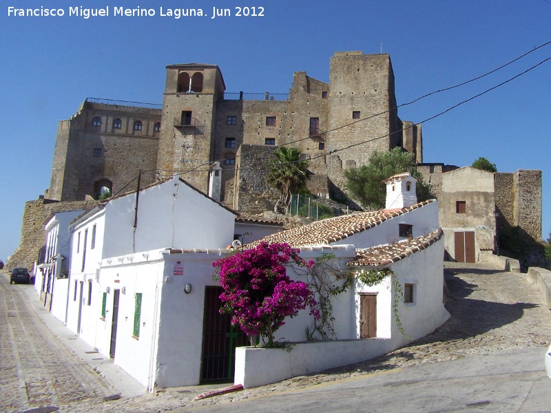 Villa Fortaleza de Castellar de la Frontera - Villa Fortaleza de Castellar de la Frontera. Zona norte con el Alczar