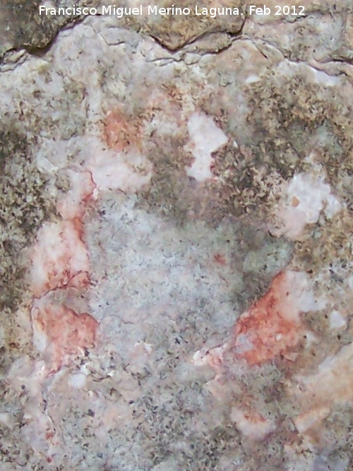 Pinturas rupestres de la Oquedad Oeste del Canjorro - Pinturas rupestres de la Oquedad Oeste del Canjorro. Restos de pinturas rupestres