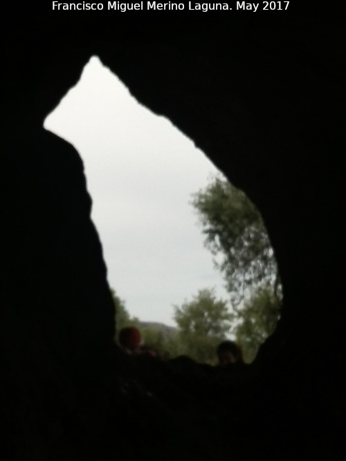 Santuario ibrico de la Cueva de la Lobera - Santuario ibrico de la Cueva de la Lobera. Ventana que produce la proyeccin de la Diosa en los equinocios
