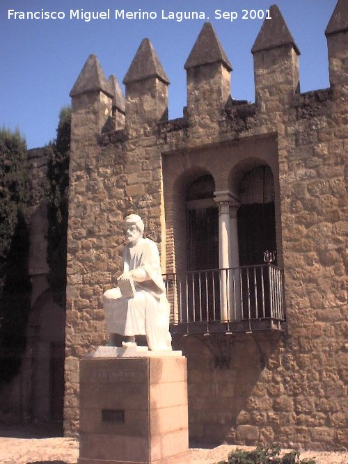 Monumento a Averroes - Monumento a Averroes. 