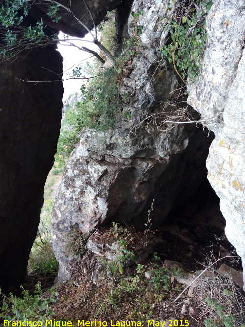 Cueva del Plato - Cueva del Plato. Entrada